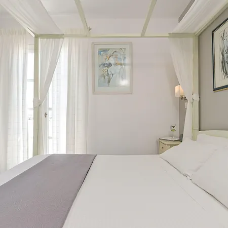 Hotel Lianos Village