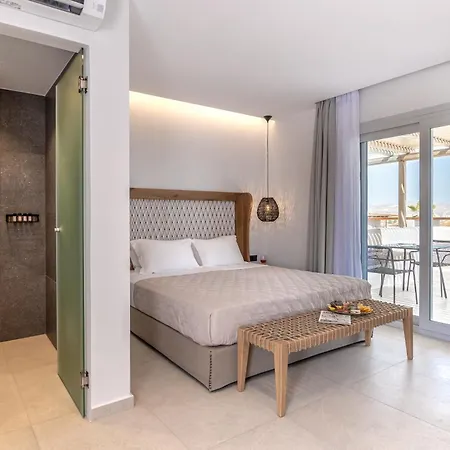 Lianos Village Hotel