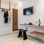 Lianos Village 3*