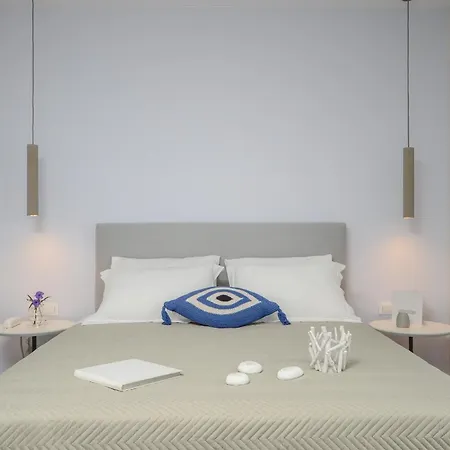 מלון Lianos Village 3*